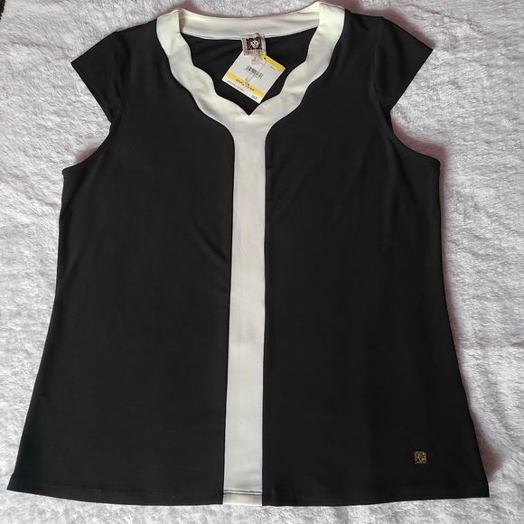 Blouse - Picture 3 of 6